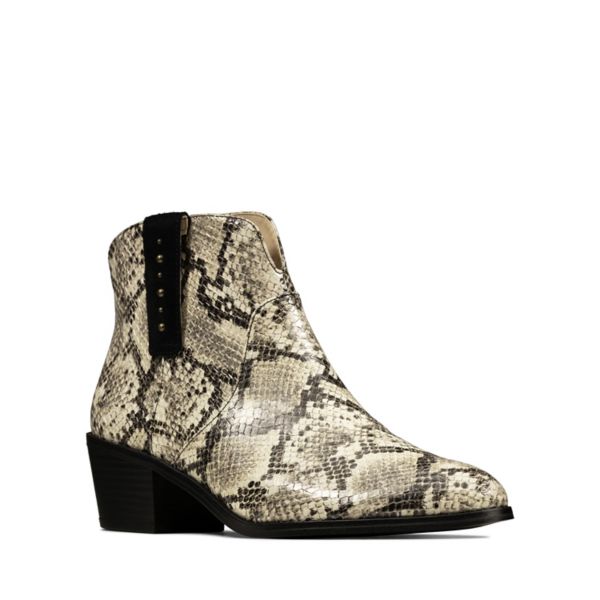 Clarks Womens Breccan Valley Ankle Boots Snake | UK-536174